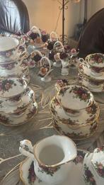 Old gountry roses royal albert  service tekoop, Ophalen of Verzenden