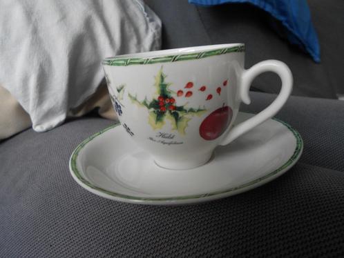 JBS Janneke Brinkman kop en schotel december 2008 kerst, Huis en Inrichting, Keuken | Servies, Zo goed als nieuw, Kop(pen) en/of Schotel(s)