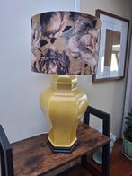 Prachtige grote gele porseleinen Vintage design lamp SALE!, Huis en Inrichting, Lampen | Tafellampen, Ophalen of Verzenden, Zo goed als nieuw