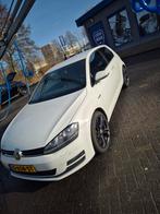 Golf 7 R-line, Voorwielaandrijving, Zwart, 4 cilinders, Handgeschakeld
