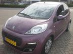 Peugeot 107 1.0 12V 5DR  bj;  2-2014 , airco ,82000 km, Auto's, Voorwielaandrijving, Stof, Zwart, Overige kleuren
