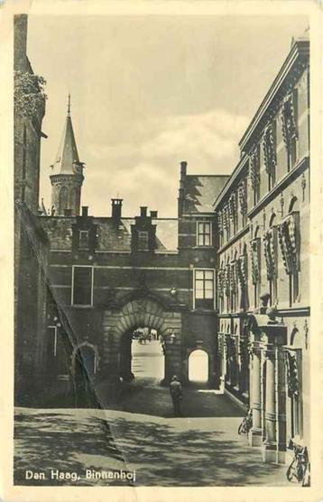 (301-087-009) Den Haag Binnenhof beschikbaar voor biedingen