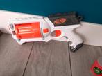 Nerfpistool met heel veel pijltjes, Ophalen of Verzenden, Zo goed als nieuw