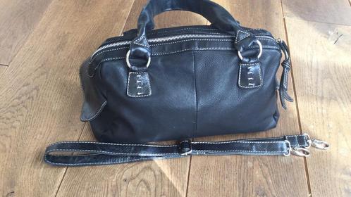 Leren, zwarte kleine tot middelgrote handtas, Manfield, Sieraden, Tassen en Uiterlijk, Tassen | Schoudertassen, Zo goed als nieuw