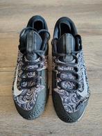 NikeCourt Air Zoom Zero Baroque Print maat 43 (us 9.5), Sport en Fitness, Tennis, Gebruikt, Nike, L00, Schoenen