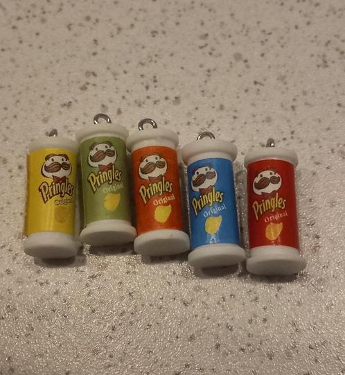 Pringles bedel (chips) "nieuw", Hobby en Vrije tijd, Kralen en Sieraden maken, Nieuw, Bedel, Ophalen of Verzenden