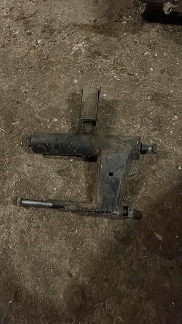 Gilera runner subframe 50/70cc met assen/bouten beschikbaar voor biedingen