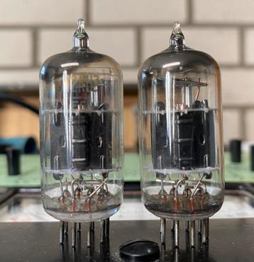 ECC82 Blackplate 12AU7 beschikbaar voor biedingen