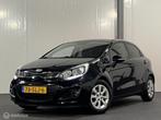 Kia Rio 1.2 CVVT Plus Pack [ NAP 1e eig. trekh. RIJKLAAR ], Auto's, Kia, Euro 5, 40 €/maand, 4 cilinders, Zwart