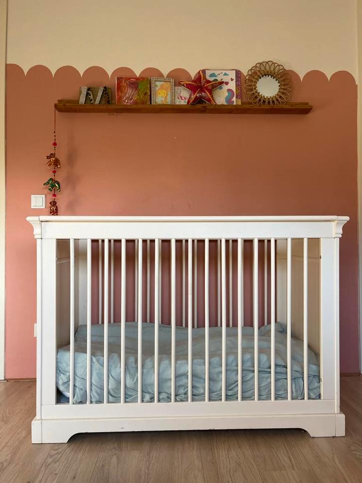 Kidsmill Chateau Ledikant + Commode (Gebroken wit), Kinderen en Baby's, Kinderkamer | Complete kinderkamers, Gebruikt, Jongetje of Meisje