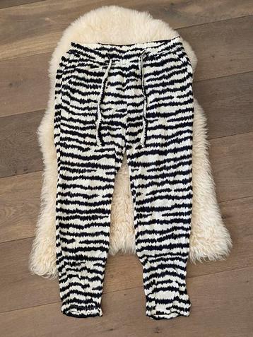 Zebra streepjes zomerbroek van soyaconcept maat L  beschikbaar voor biedingen