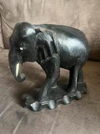 Handgesneden houten olifant uit de jaren ‘70., Antiek en Kunst, Ophalen of Verzenden