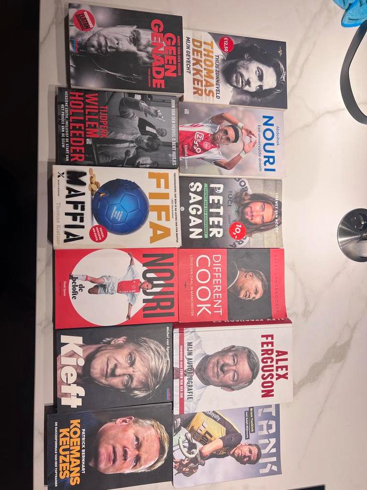 Sportboeken Collectie: 12 Titels, Boeken, Sportboeken, Gelezen, Balsport, Ophalen of Verzenden