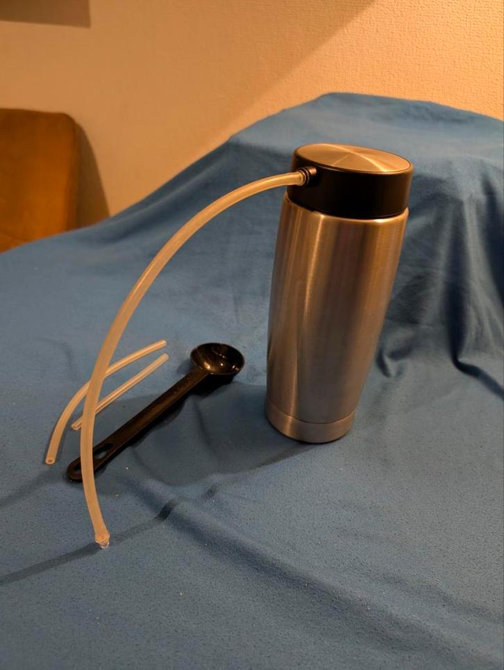 Jura Melkcontainer 1L + Koffielepel - Zo Goed Als Nieuw, Witgoed en Apparatuur, Melkopschuimers, Ophalen of Verzenden