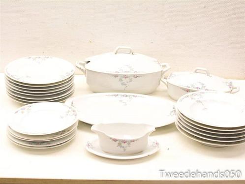servies 16052, Antiek en Kunst, Antiek | Servies los, Ophalen of Verzenden