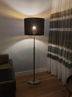 Rvs vloerlamp, Huis en Inrichting, Lampen | Vloerlampen, 100 tot 150 cm, Modern, Metaal, Zo goed als nieuw