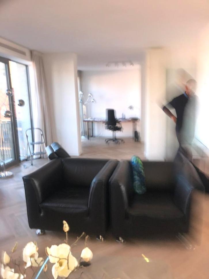 Twee Gelderland 4800 fauteuils zwart leer., Huis en Inrichting, Fauteuils, Zo goed als nieuw, Leer, 50 tot 75 cm, 75 tot 100 cm