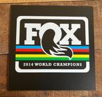 FOX   merk logo reclamebord +-24cm cm, Ophalen of Verzenden, Zo goed als nieuw, Auto's