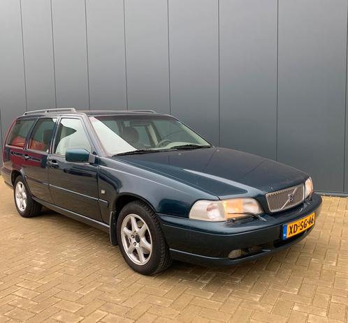 Volvo V70 2.5 Classic Nieuwe apk Airco, Auto's, Volvo, Particulier, V70, ABS, Airbags, Boordcomputer, Climate control, Cruise Control