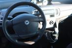 Lancia Ypsilon 1.4-16V Oro | Inruilkoopje | Airco | APK 01-0, Auto's, Lancia, Voorwielaandrijving, Gebruikt, Zwart, 4 cilinders