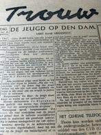 De jeugd viert haar vredefeest 1945, Verzamelen, Ophalen of Verzenden, Nederland, Embleem of Badge
