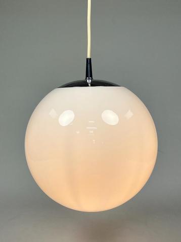 Vintage Glazen Bollamp / Hanglamp, Peill & Putzler, 1960's beschikbaar voor biedingen