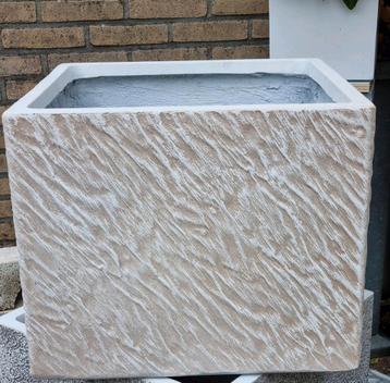 Grote  plantenbak  44 cm beschikbaar voor biedingen