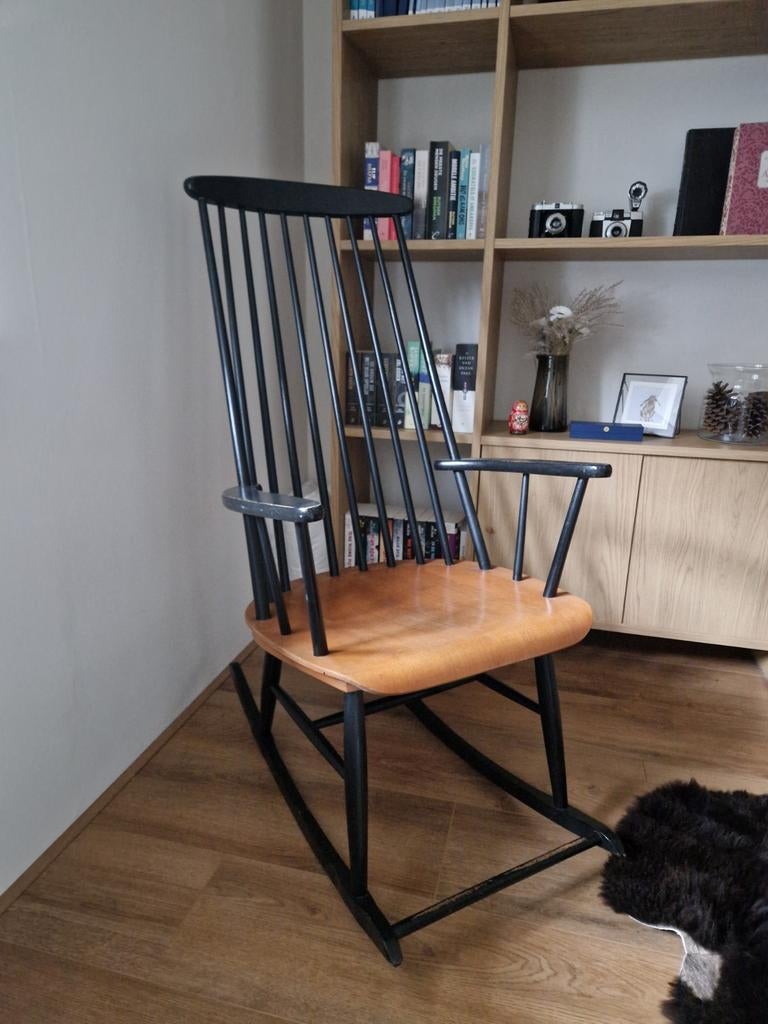 Retro jaren 70 houten schommelstoel, Huis en Inrichting, Stoelen, Gebruikt, Zwart, Ophalen of Verzenden, Eén