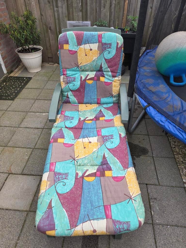 Ligbed met kussen, Ophalen