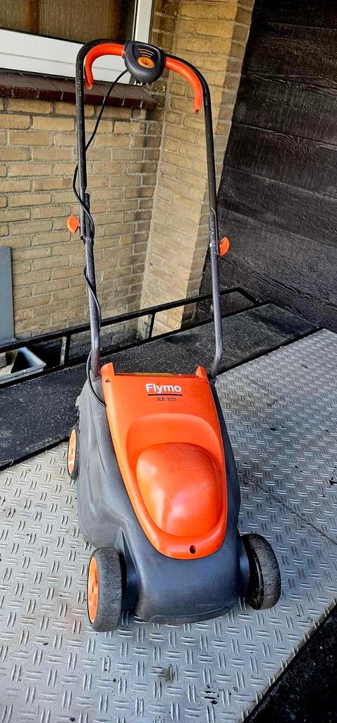 Flymo grasmaaier RE320, Cirkelmaaier, Gebruikt, Ophalen of Verzenden, Flymo
