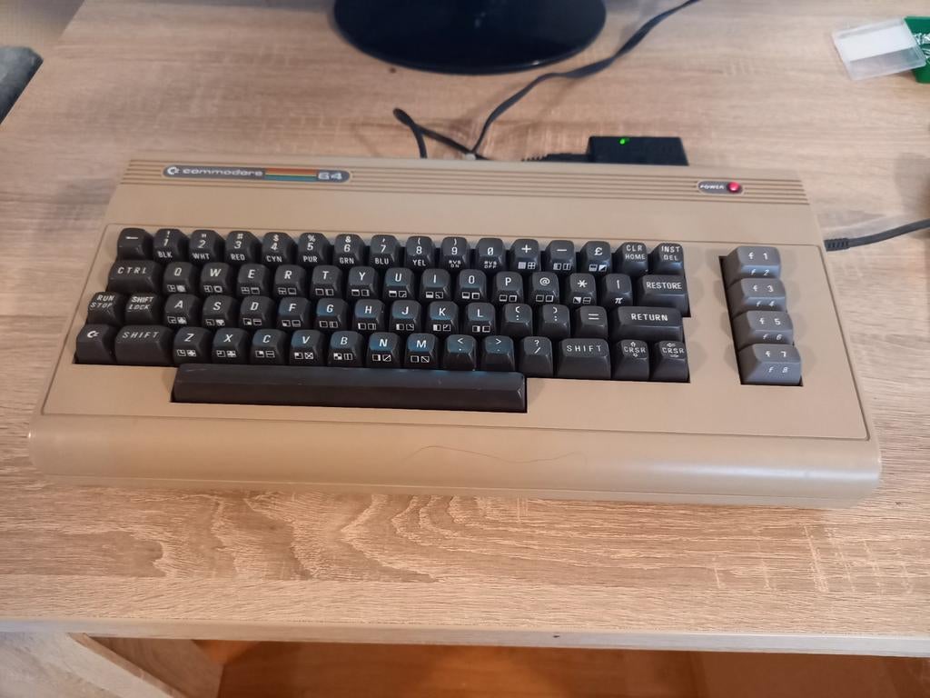 Commodore 64 - Vintage Homecomputer, Computers en Software, Vintage Computers, Ophalen of Verzenden, Commodore