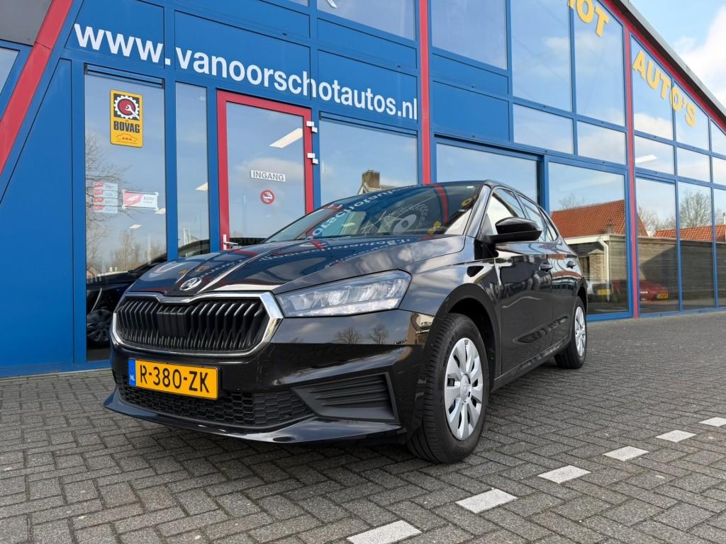 Skoda FABIA 1.0 TSi 110pk Automaat Navi Carplay Led Airco, Gebruikt, Met garantie (alle), Zwart, Origineel Nederlands