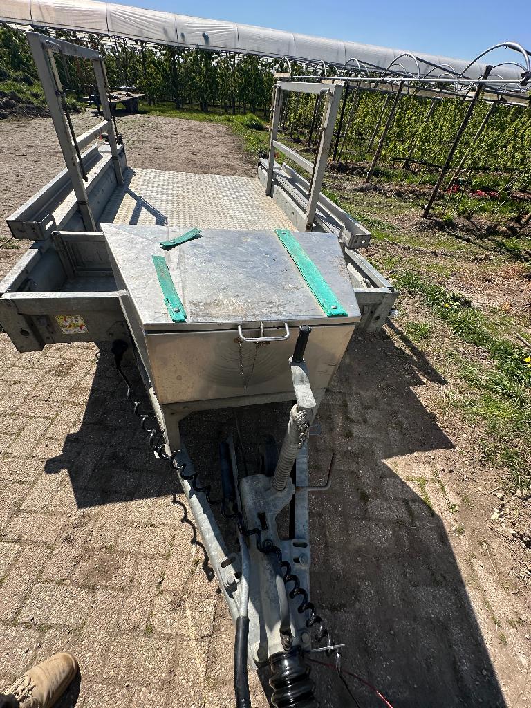 ifor-williams opbergbox rvs, Ophalen