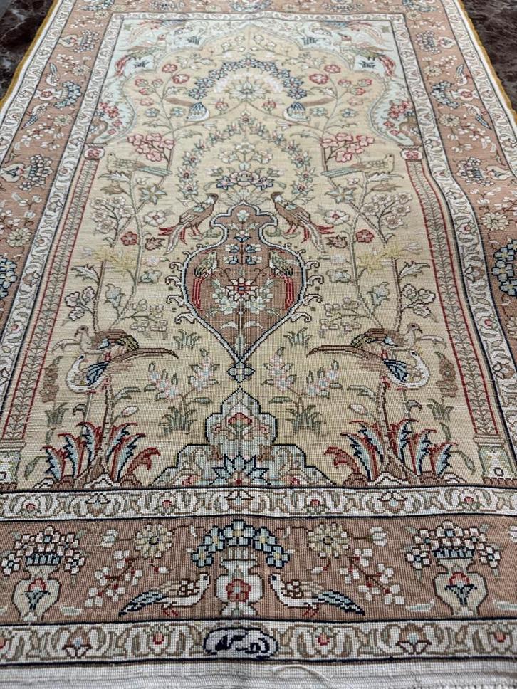 Prachtig Hereke Tapijt - Handgeknoopt Zijde, Huis en Inrichting, Stoffering | Tapijten en Kleden, Zo goed als nieuw, 100 tot 150 cm