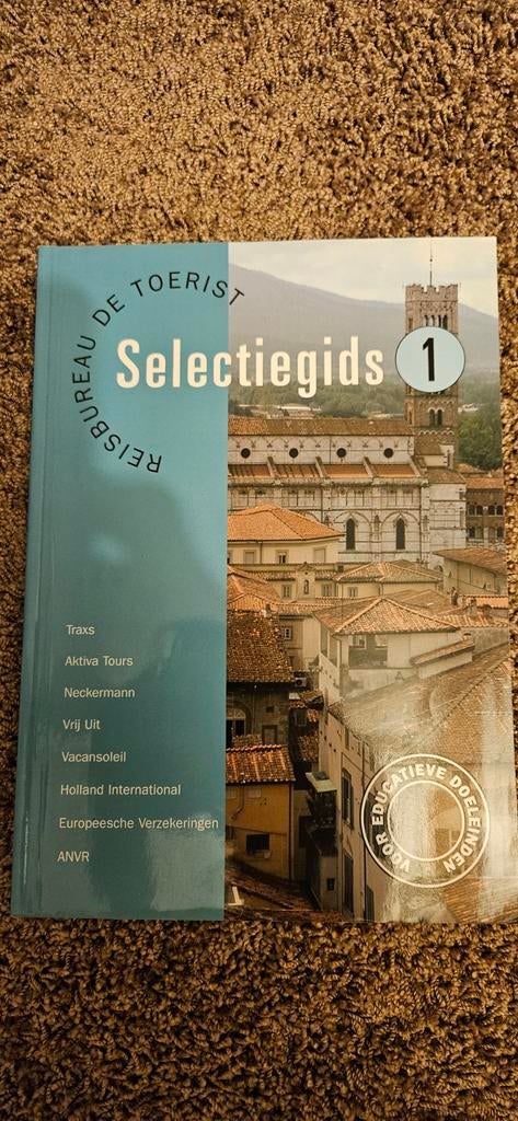 Reisbureau De Toerist Selectiegids 1, Boeken, Ophalen of Verzenden