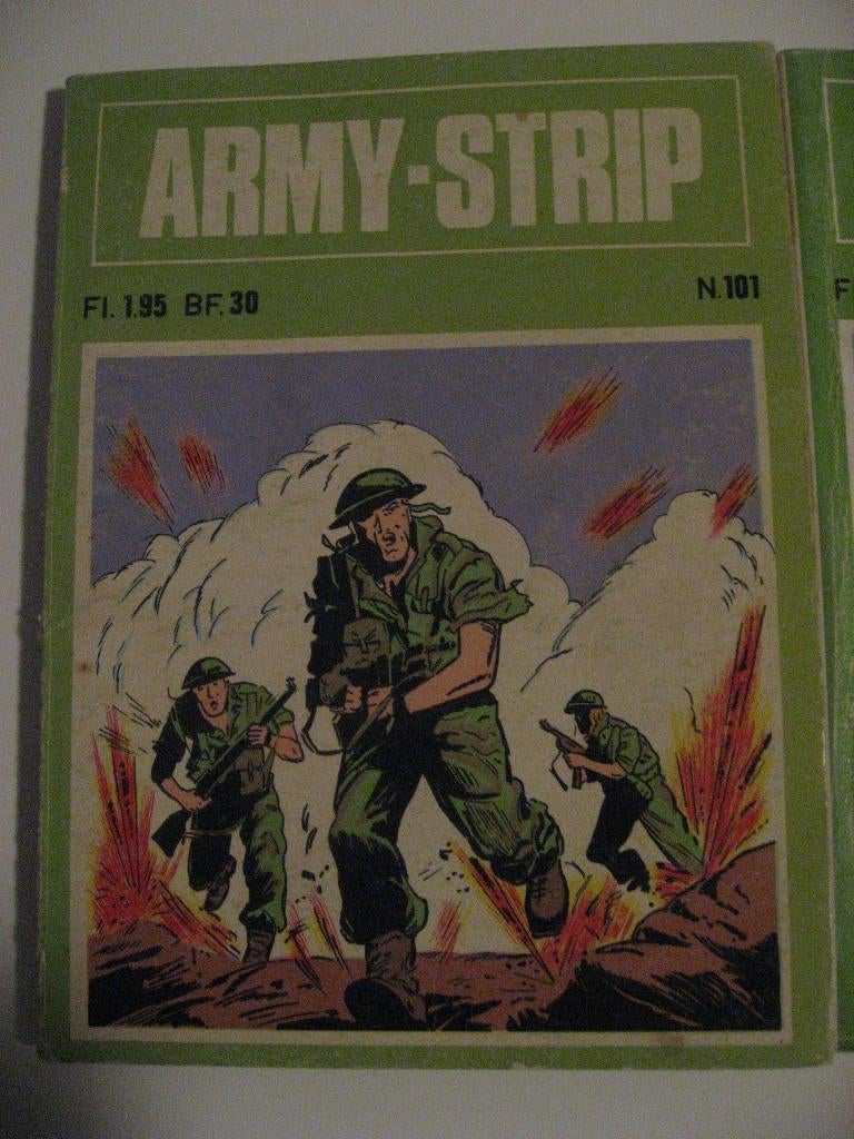 ARMY-Strip. 4 X. Kleine oorlog strip boekjes, Meerdere stripboeken, Ophalen of Verzenden, Gelezen