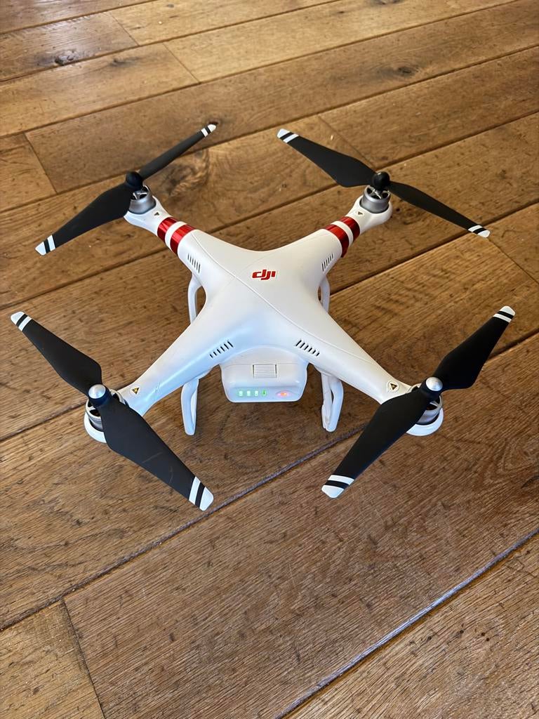 DJI Phantom drone met afstandsbediening en koffer, Ophalen, Gebruikt, Cameradrone, 15 tot 30 minuten
