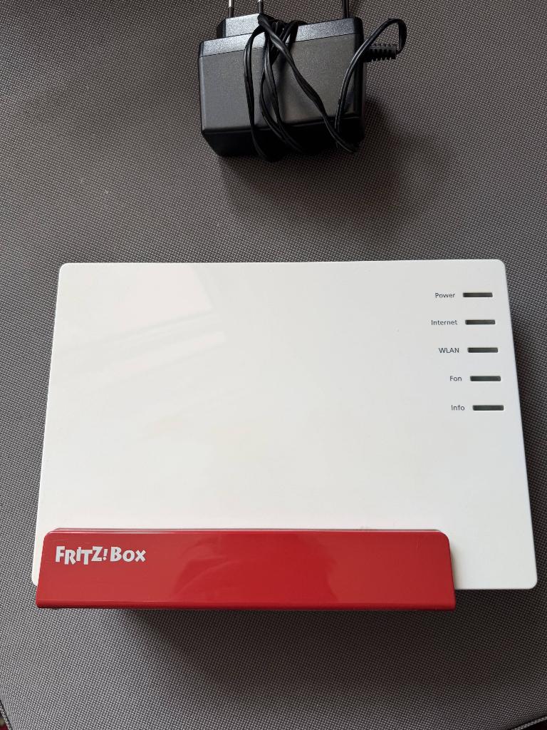 FritzBox 7580, Ophalen of Verzenden, Gebruikt, Router met modem, FRITZ!