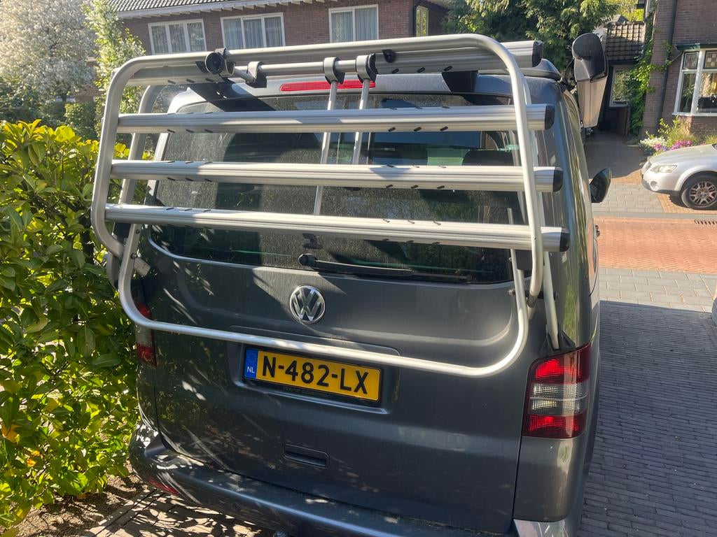 Originele VW T5 Fietsendrager voor op de achterklep, Ophalen, 3 fietsen of meer, Gebruikt, Achterklepdrager