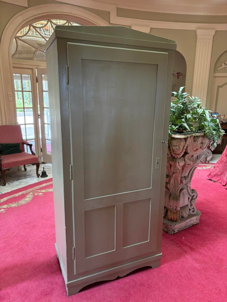 Brocante ‘meidenkast’, Ophalen