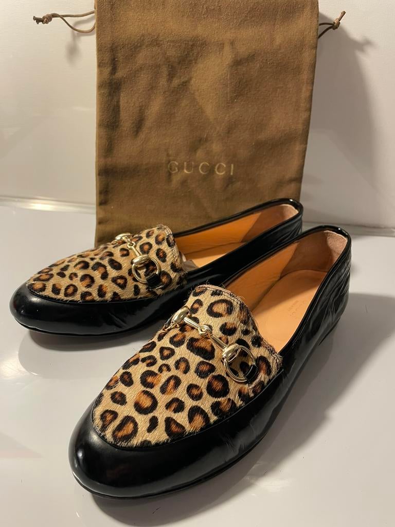 Gucci Rare Vintage Leopard Print Leather Loafers EU 40, Kleding | Dames, Schoenen, Ophalen of Verzenden, Zo goed als nieuw, Instappers