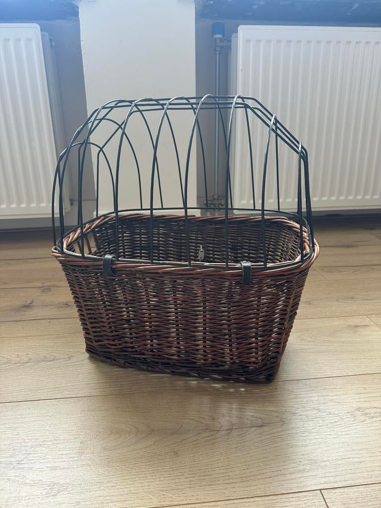 Honden fietsmand tot 5 kg te koop, Ophalen of Verzenden, Gebruikt, Fietsmand, Stuurbevestiging