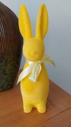 Paashaas met strik geel, Ophalen of Verzenden, Zo goed als nieuw