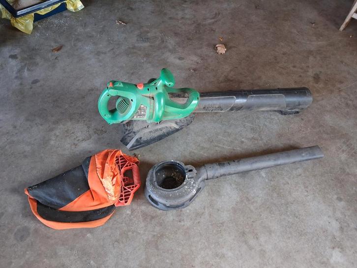 Black & Decker Bladblazer / Bladzuiger GW350 met opvangzak, Tuin en Terras, Bladblazers, Gebruikt, Handgedragen, Elektrisch, Met opvangzak