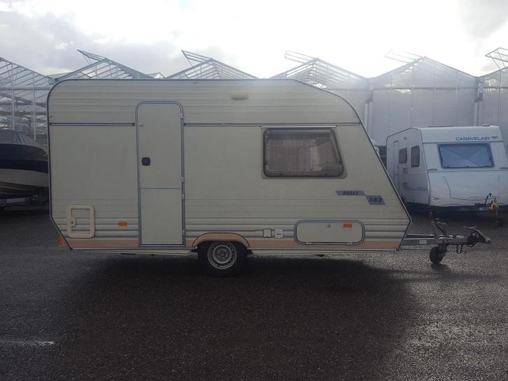 Homecar Caravan 1995 Compleet – Klaar voor Vakantie, Caravans en Kamperen, Caravans, Particulier, tot en met 4, 500 - 750 kg, Rondzit