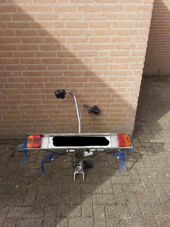 Twinny load easy fietsendrager, Auto diversen, Fietsendragers, Zo goed als nieuw, Trekhaakdrager, 2 fietsen, Ophalen