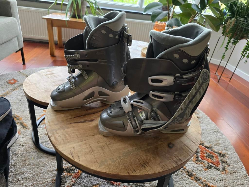 Tecnica skischoenen, Sport en Fitness, Skiën en Langlaufen, Overige merken, 160 tot 180 cm, Schoenen, Ophalen of Verzenden