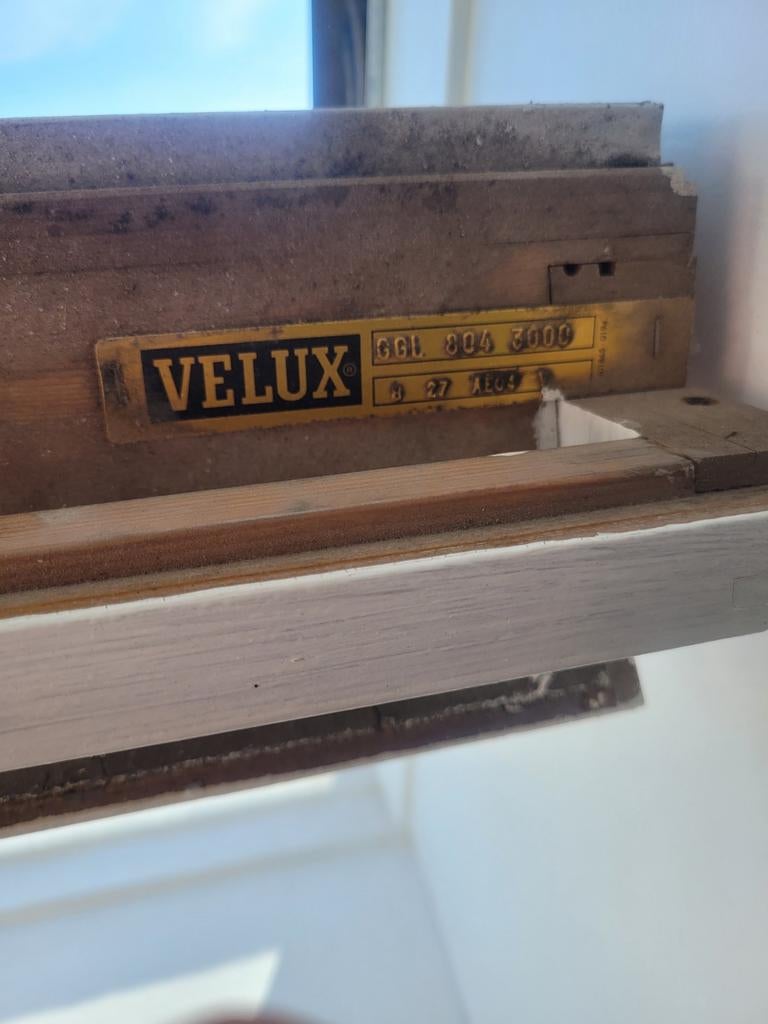 Velux verduisterend rolgordijn en zonwering GGL 804 3000, Ophalen, Zo goed als nieuw, Grijs, Verduisterend en transparant