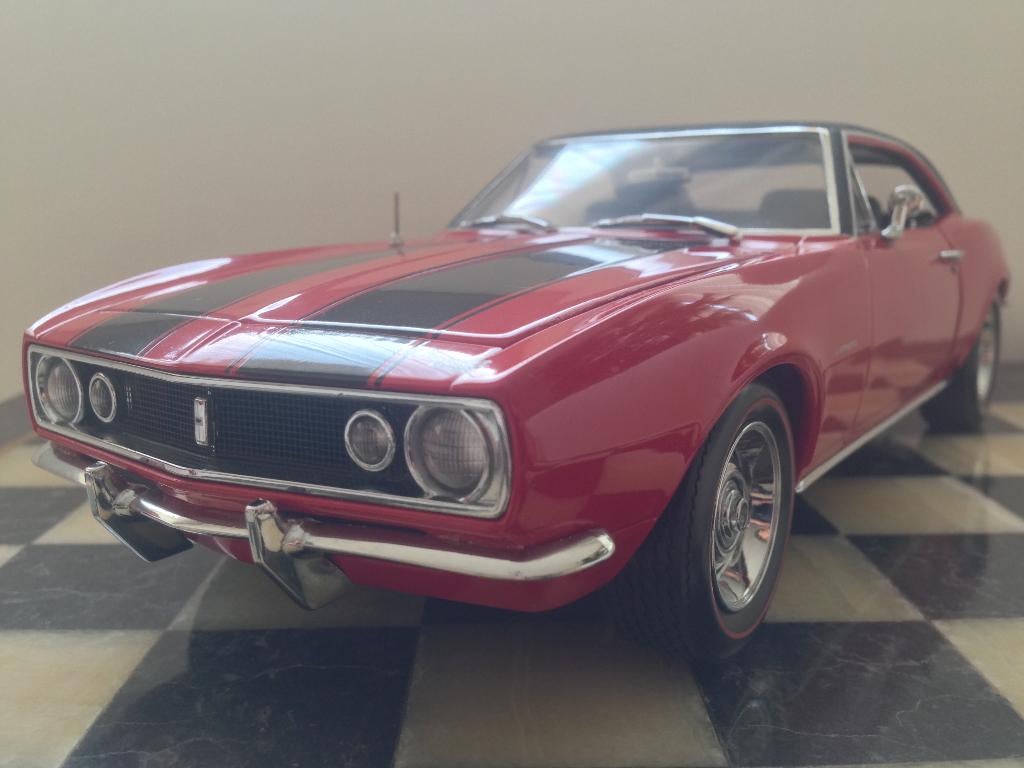 ERTL Authentics - 67 Chevrolet Camaro, Hobby en Vrije tijd, Modelauto's | 1:18, Ophalen of Verzenden, Zo goed als nieuw, Auto