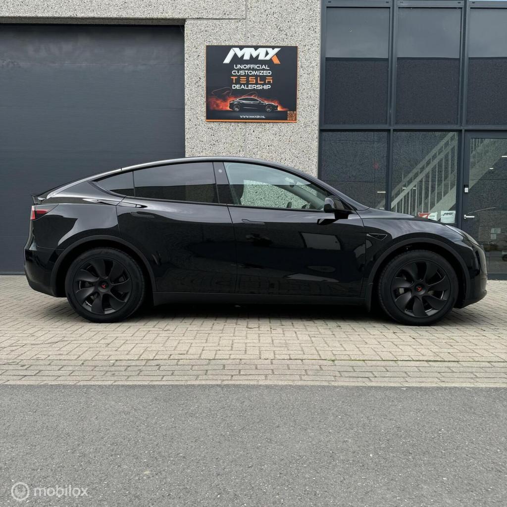 Tesla Model Y Long Range RWD + MMX PACK + IAP + HW4, Auto's, Tesla, Automaat, Achterwielaandrijving, Gebruikt, Zwart